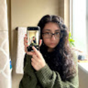 Meet your Posher, Alejandra